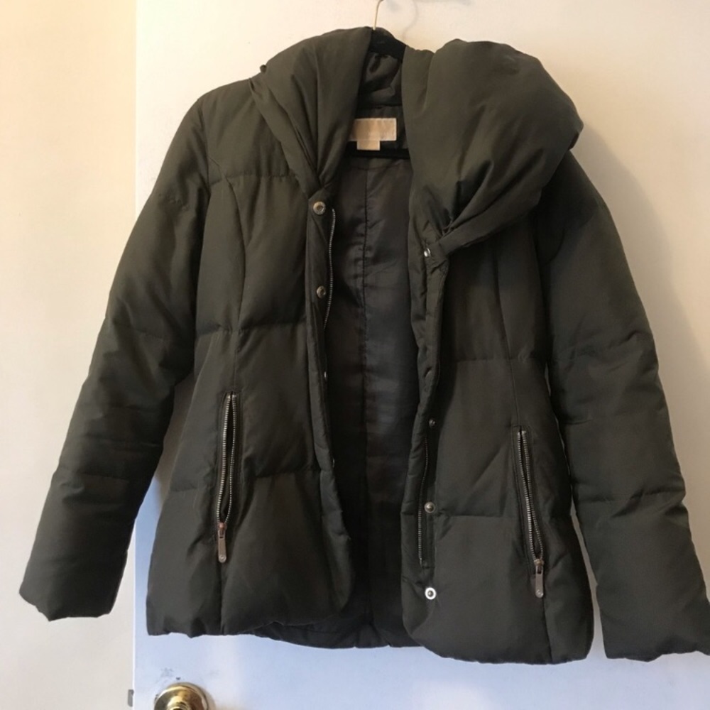 Brand new Micheal Kors puffer jacket